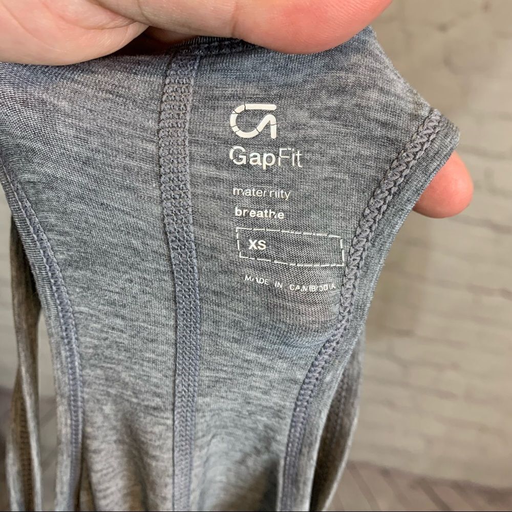 Maternity GapFit Breathe Racerback Tank Top Gray size XS - Picture 6 of 8
